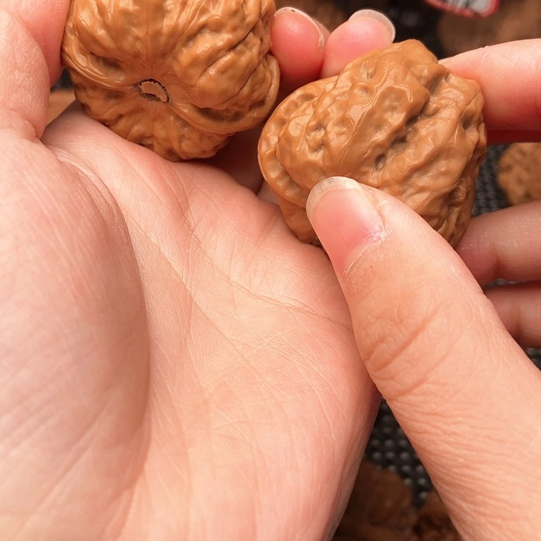 文玩核桃吊坠S***e蛤蟆头核桃精品