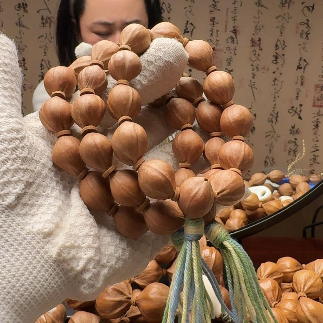 橄榄核手串鲨鱼呗