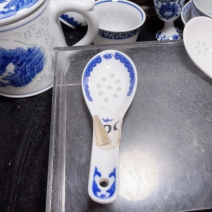 碗青花玲珑茶花小汤勺10个