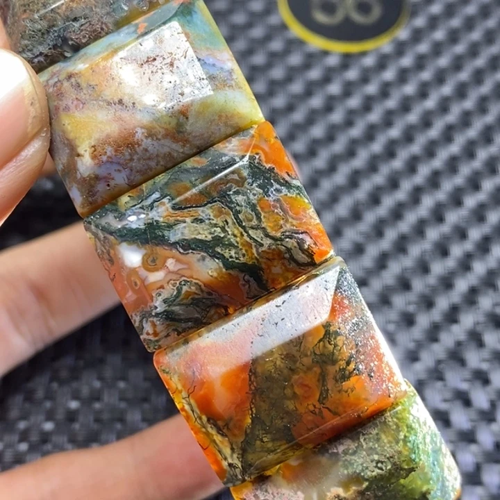 汶***缘未镶嵌无玛瑙/玉髓