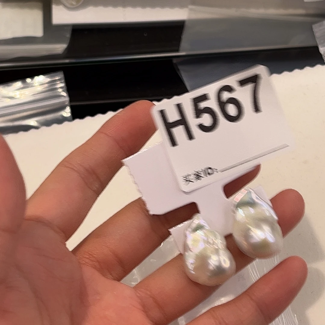 淡水珍珠银S925镶嵌耳饰