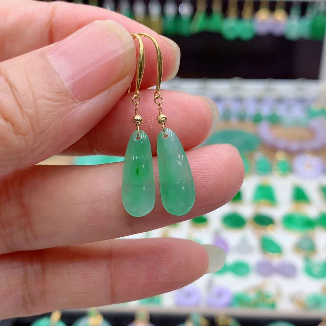 翡翠18K金镶嵌耳饰