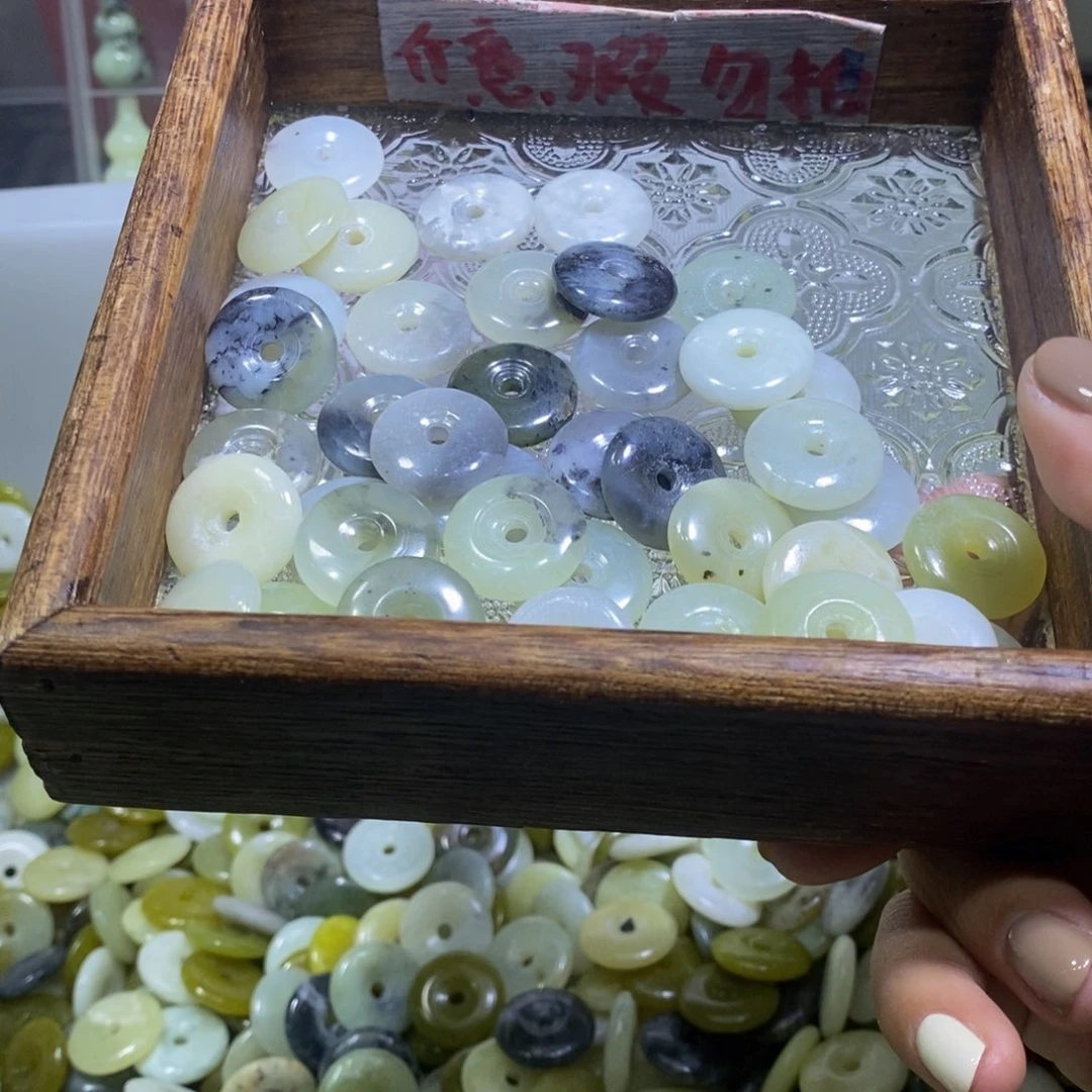 合金蛇纹石玉颈饰160