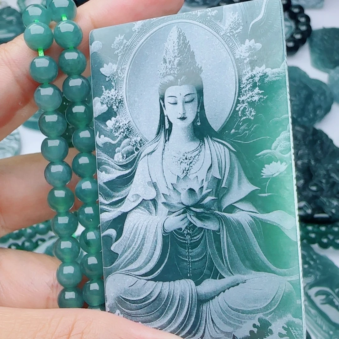 颈饰未镶嵌翡翠多样性发货天然的A货翡翠
