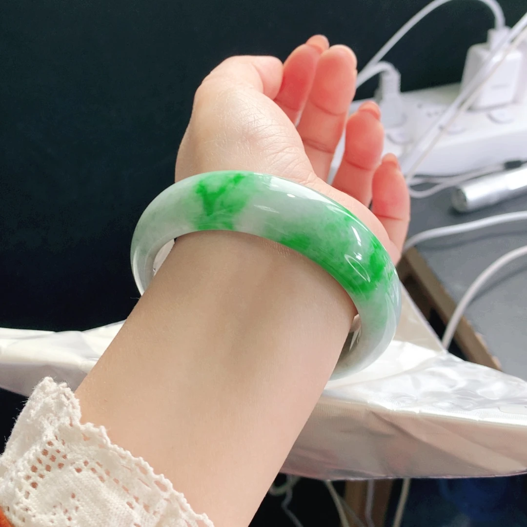 翡翠未镶嵌手镯Z1006号03