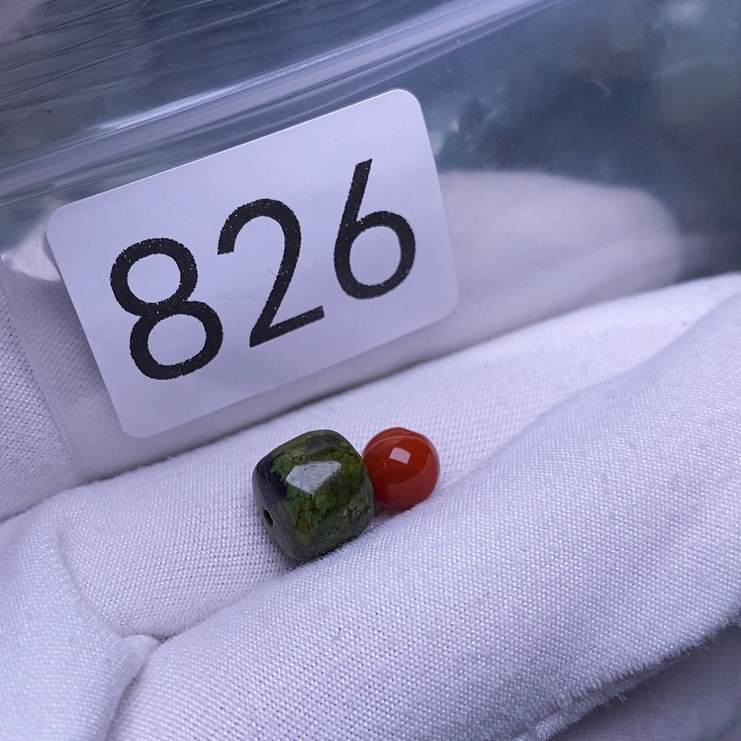 南红玛瑙未镶嵌珠宝奇石