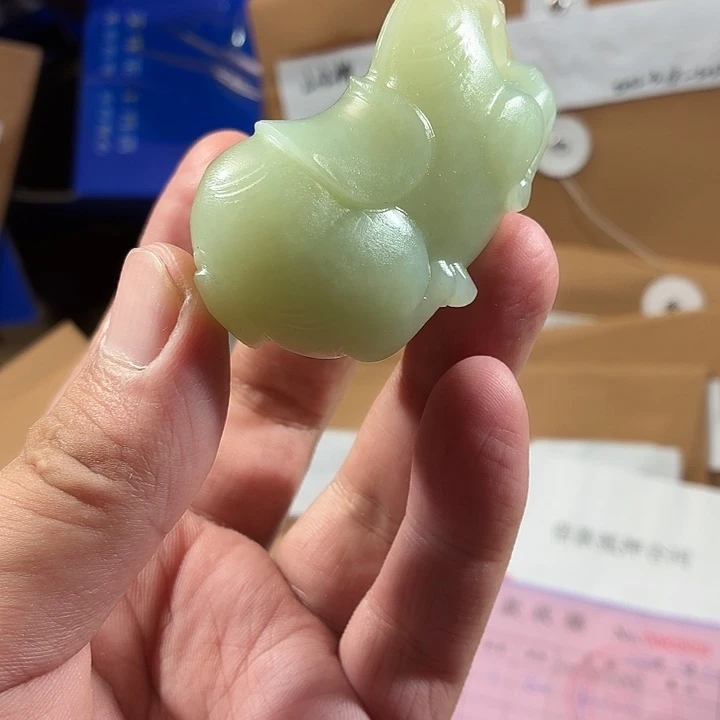 定制和田玉不退换