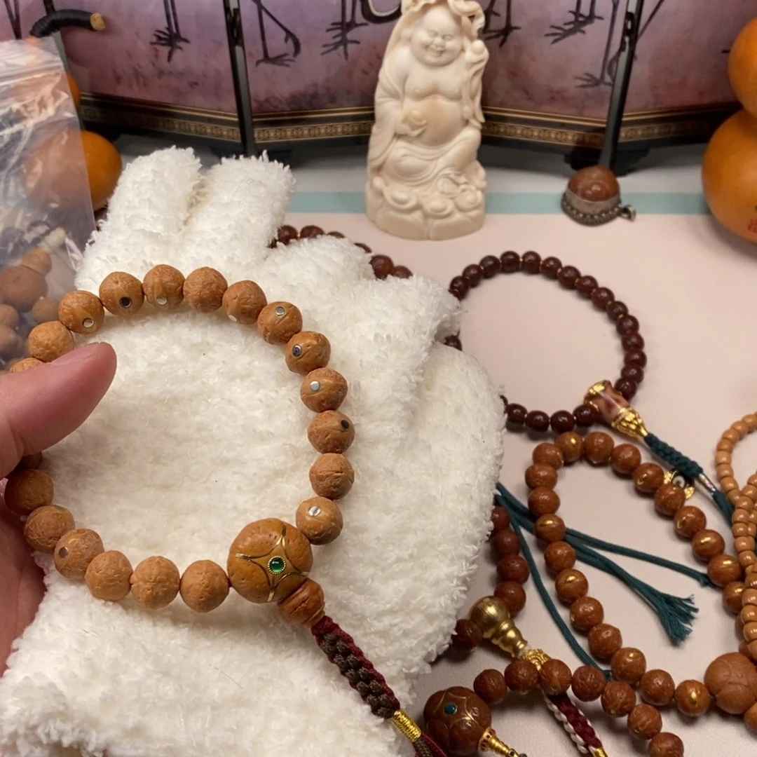 凤眼菩提吊坠磐石。。。。。。。。。。