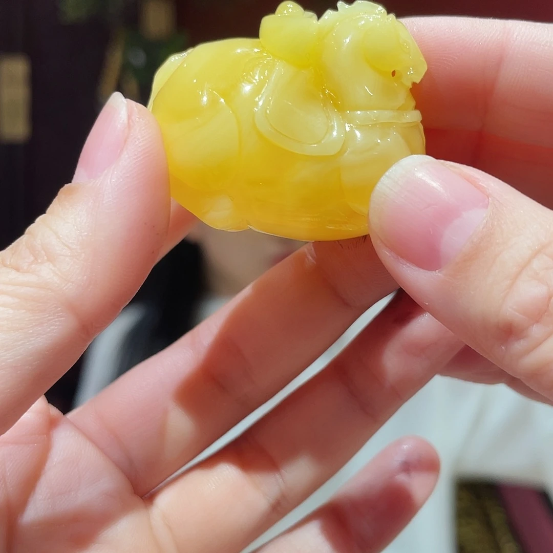 蜜蜡未镶嵌颈饰蜜蜡