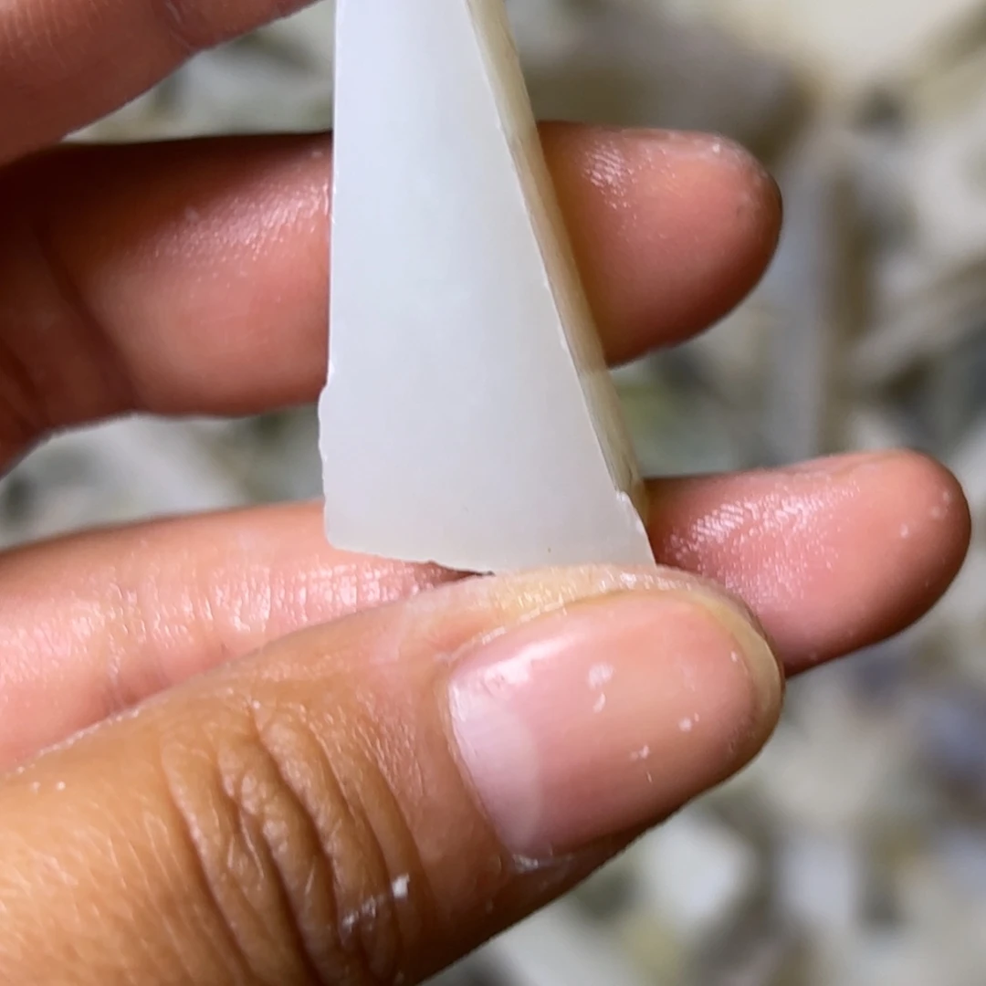 和田玉未镶嵌项链