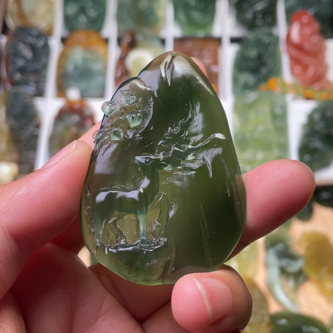 岫玉未镶嵌岫玉挂件小鹿