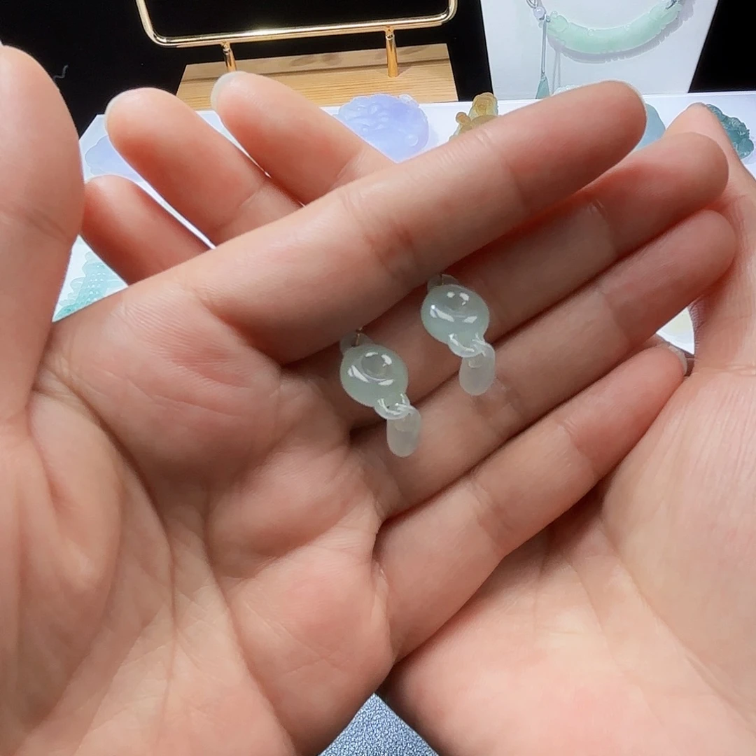 小****定制翡翠未镶嵌天然缅甸翡翠A货不退不换