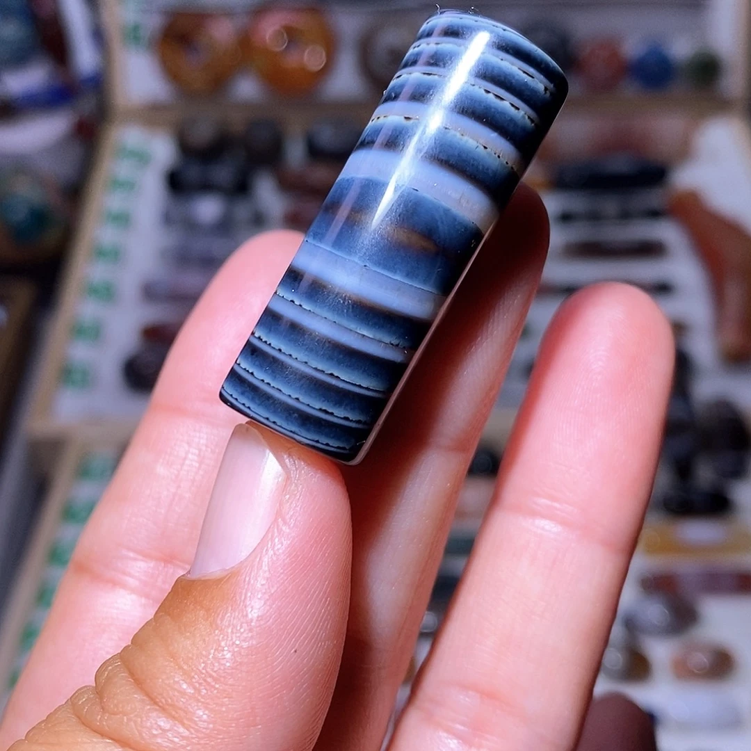 玛瑙未镶嵌吊坠……