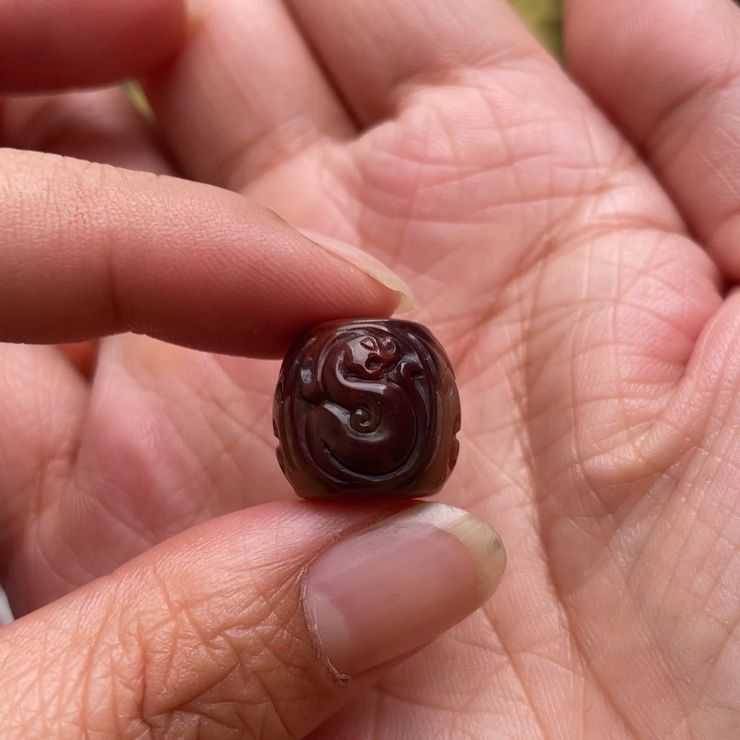 玛瑙/玉髓珠子未镶嵌不**木