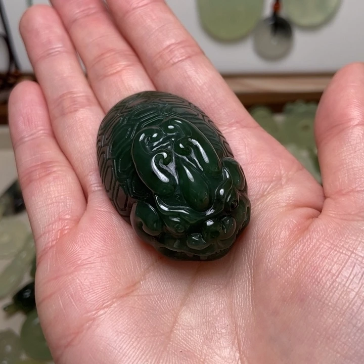 蛇纹石玉合金颈饰