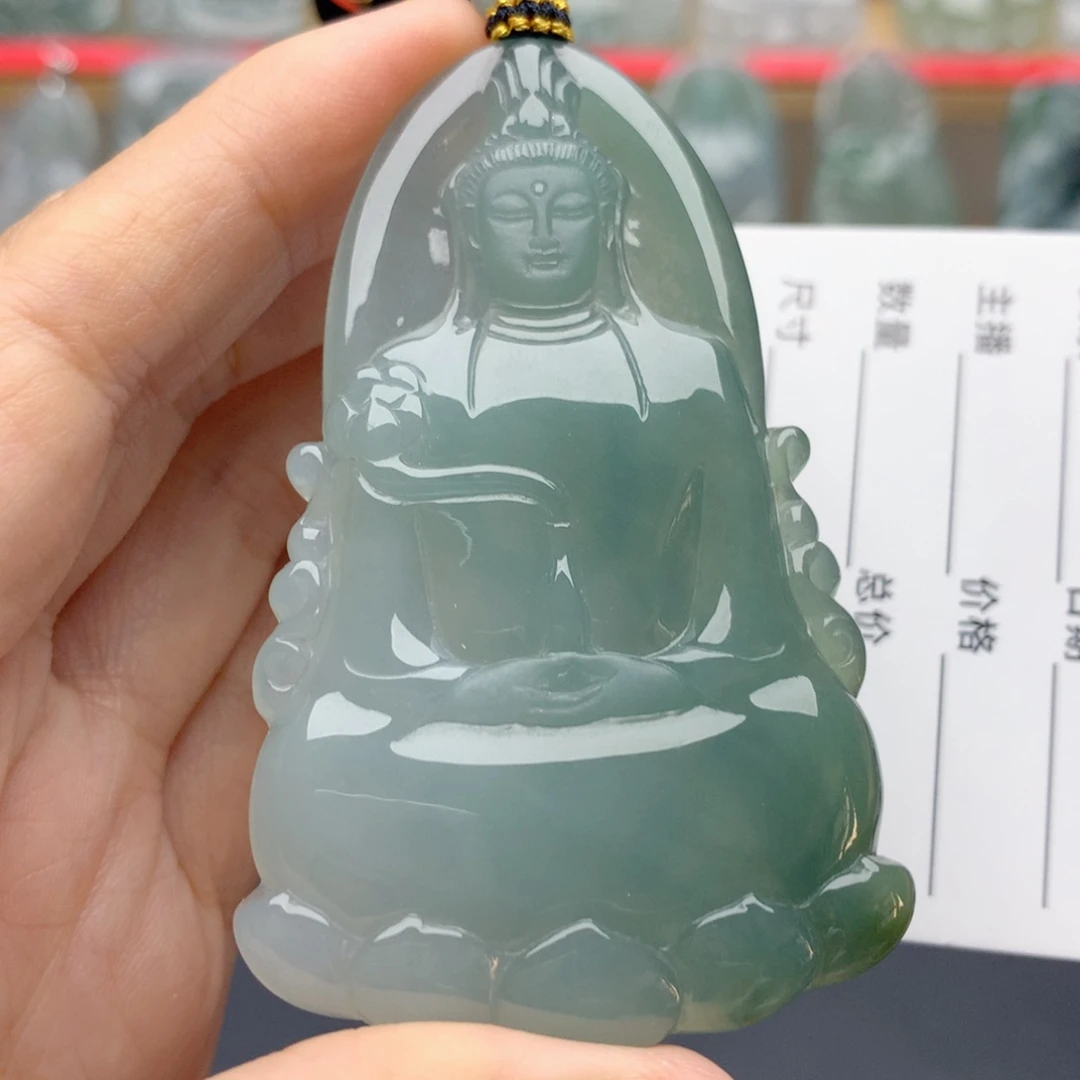翡翠未镶嵌颈饰素衣