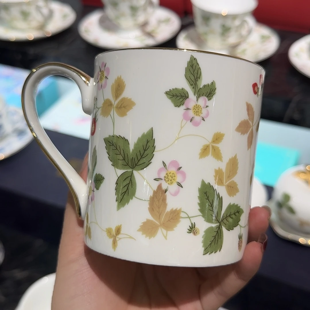 骨瓷珐琅彩工艺制作