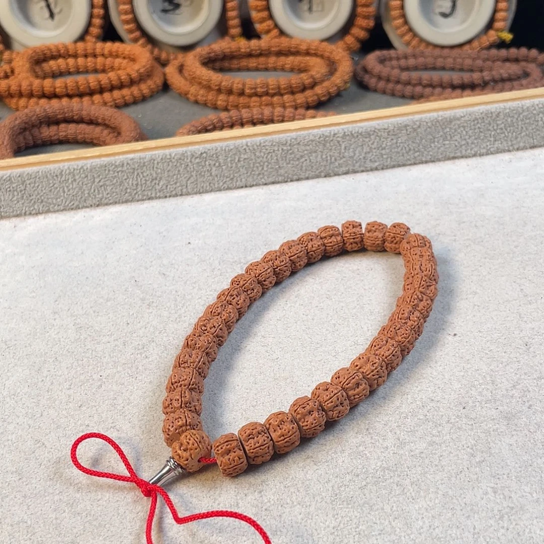 吊坠金刚菩提龙切梅花