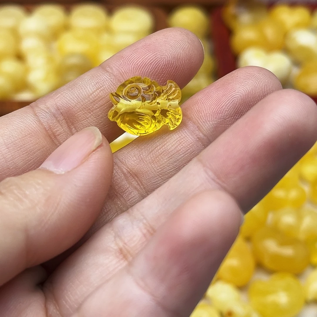 蜜蜡未镶嵌裸石天然