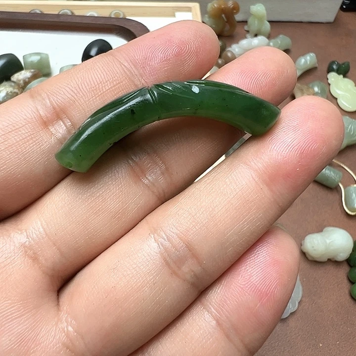 未镶嵌和田玉珠宝半成品所****法