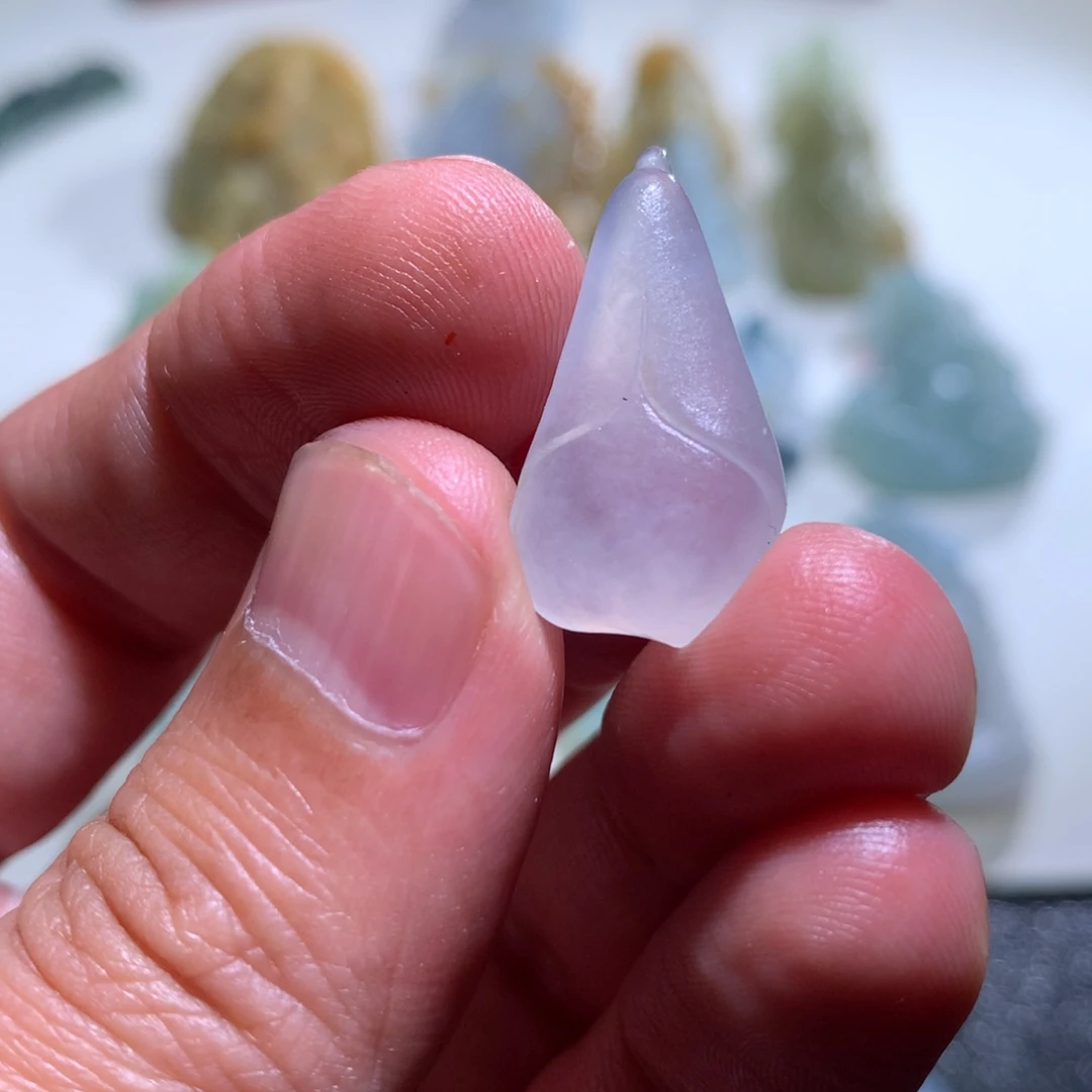 定制翡翠未镶嵌挂件