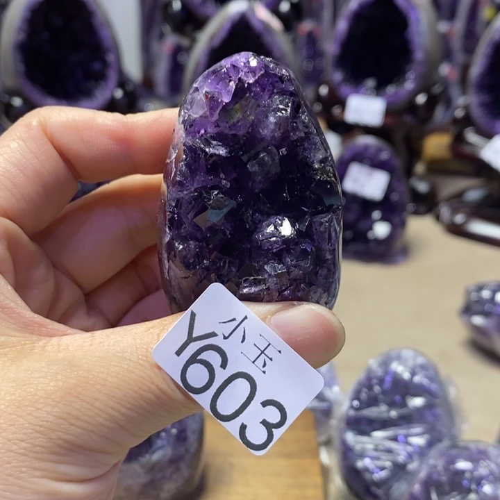 未镶嵌水晶大型摆件（非配饰）摆件