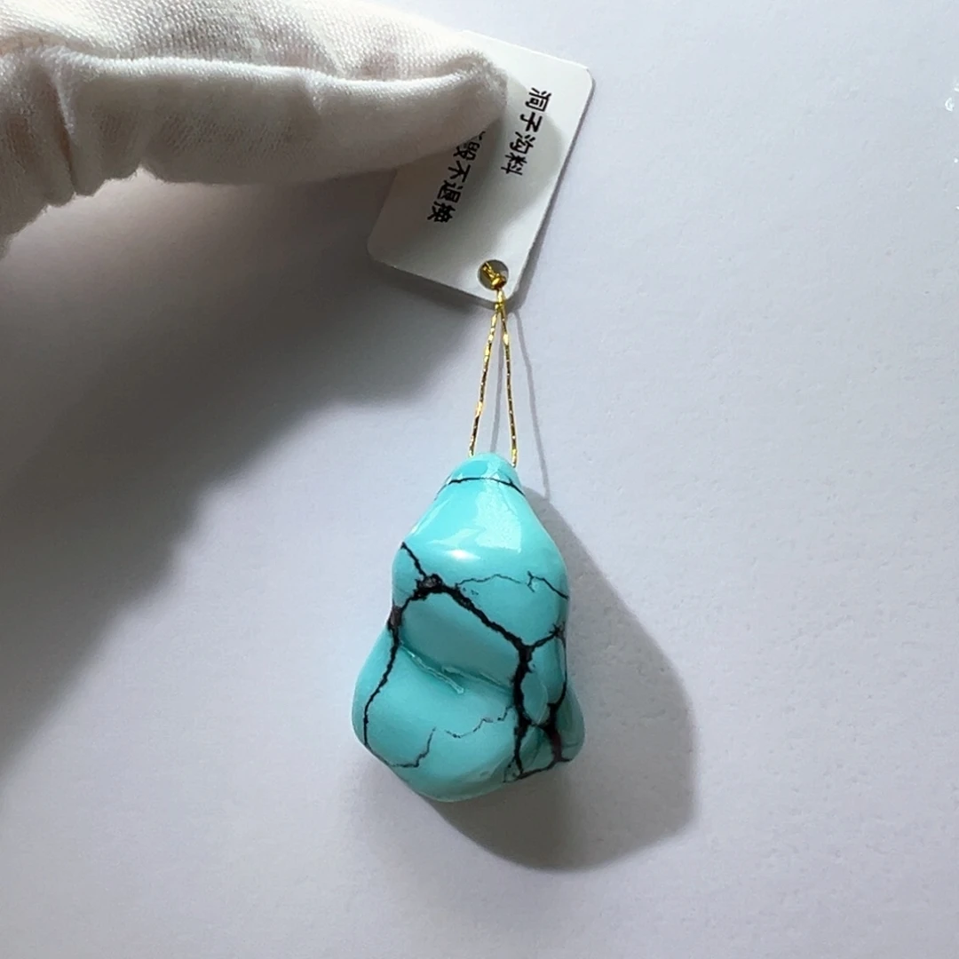 绿松石未镶嵌挂件