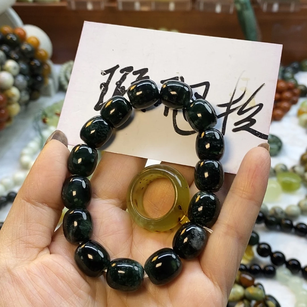 未镶嵌蛇纹石玉手镯@****钟