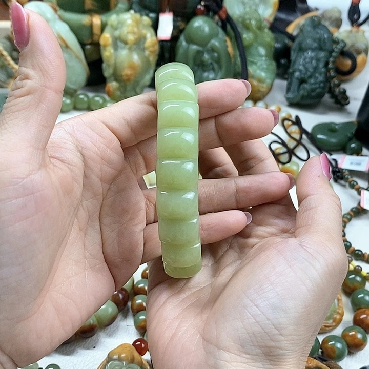 未镶嵌手链和田玉常*珵