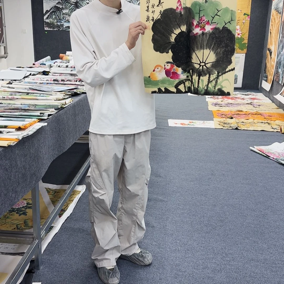 国画作品小姐姐放漏中