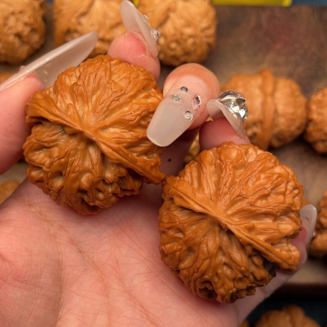 小****文玩核桃吊坠全，苹果园41.5