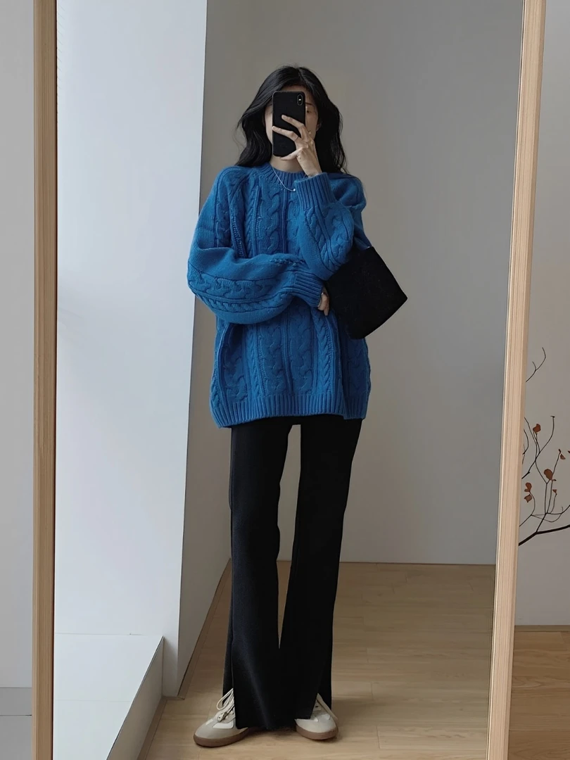 搭配一整套女2025新款秋装硫酸铜多巴胺美拉蓝色毛衣裤子两件套装