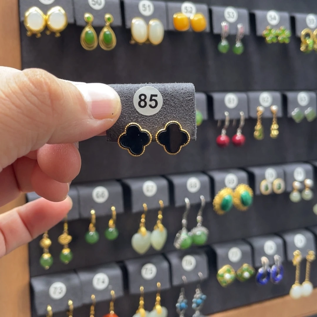 玛瑙/玉髓银S925镶嵌耳钉85号