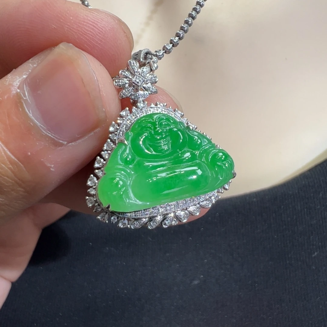翡翠吊坠(不含链)18K金镶嵌