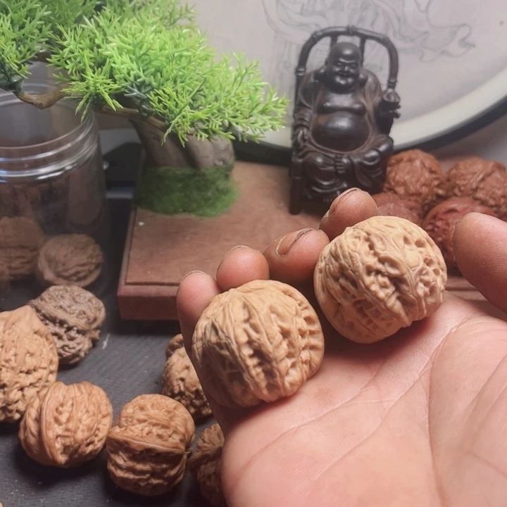 桃核吊坠41全品元宝…………