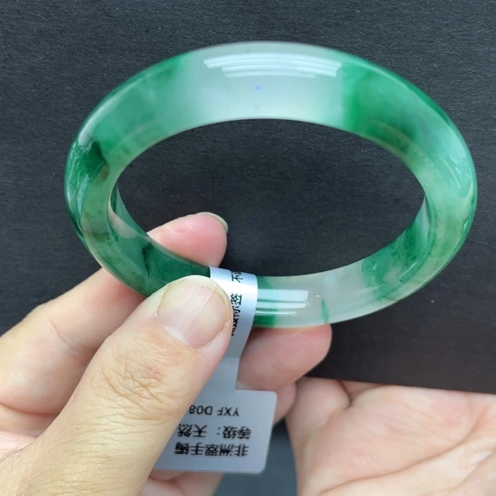 石英质玉未镶嵌手镯55