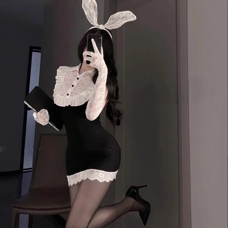 「兔子欧尼酱」原创纯欲风蕾丝连衣裙女新款收腰显瘦包臀短裙子制服