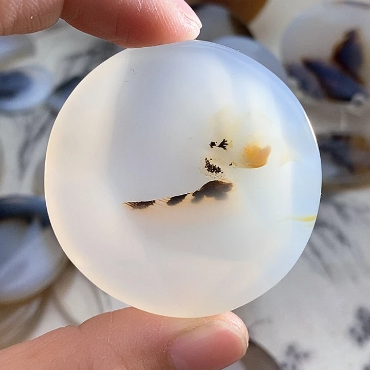 玛瑙/玉髓颈饰未镶嵌