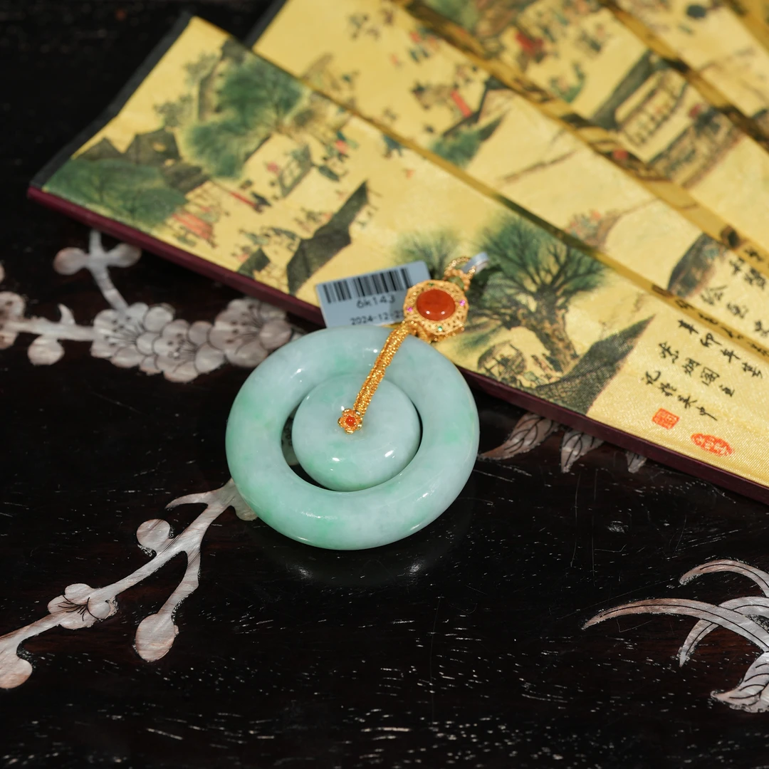 12.23香港王老板-翡翠吊坠6k143