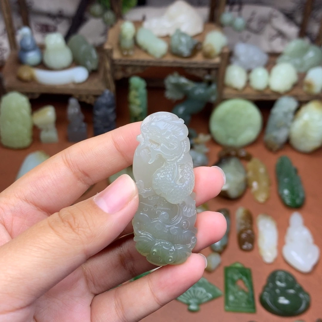 和田玉未镶嵌挂件