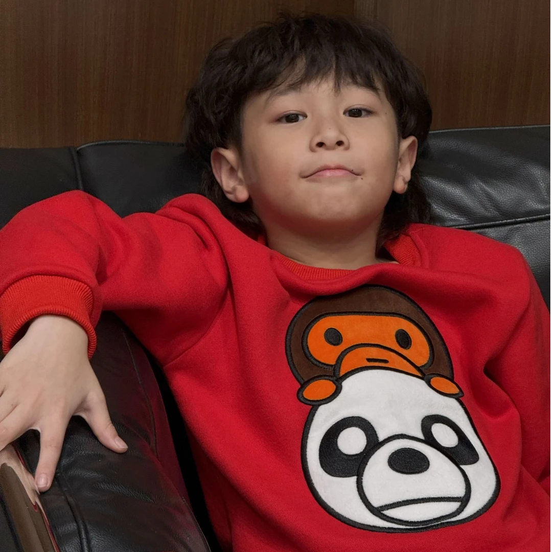 ◆芝麻家◆节日经典毛绒贴布绣 水洗超柔加绒潮牌儿童保暖冬季卫衣