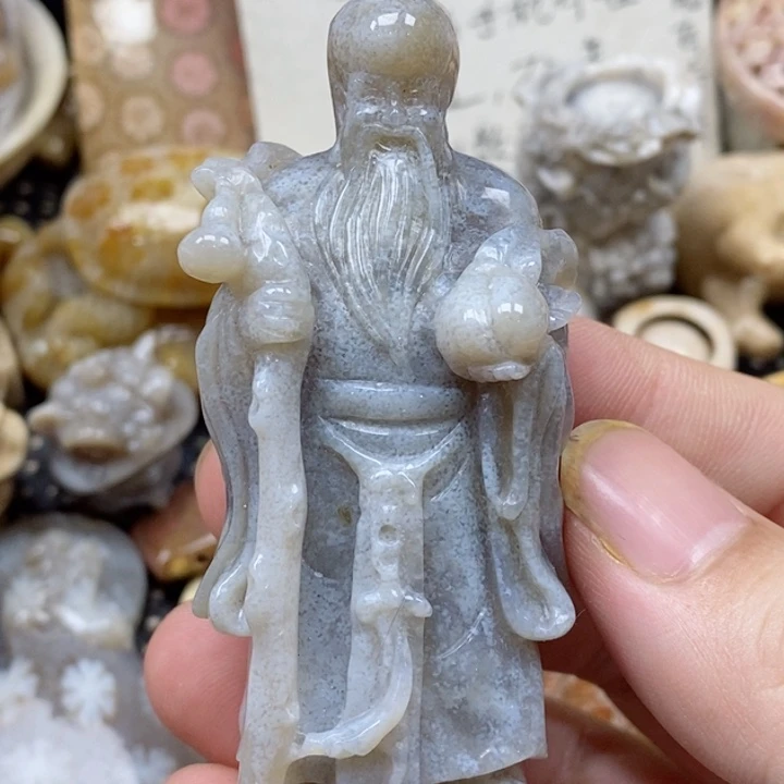 颈饰未镶嵌石英质玉