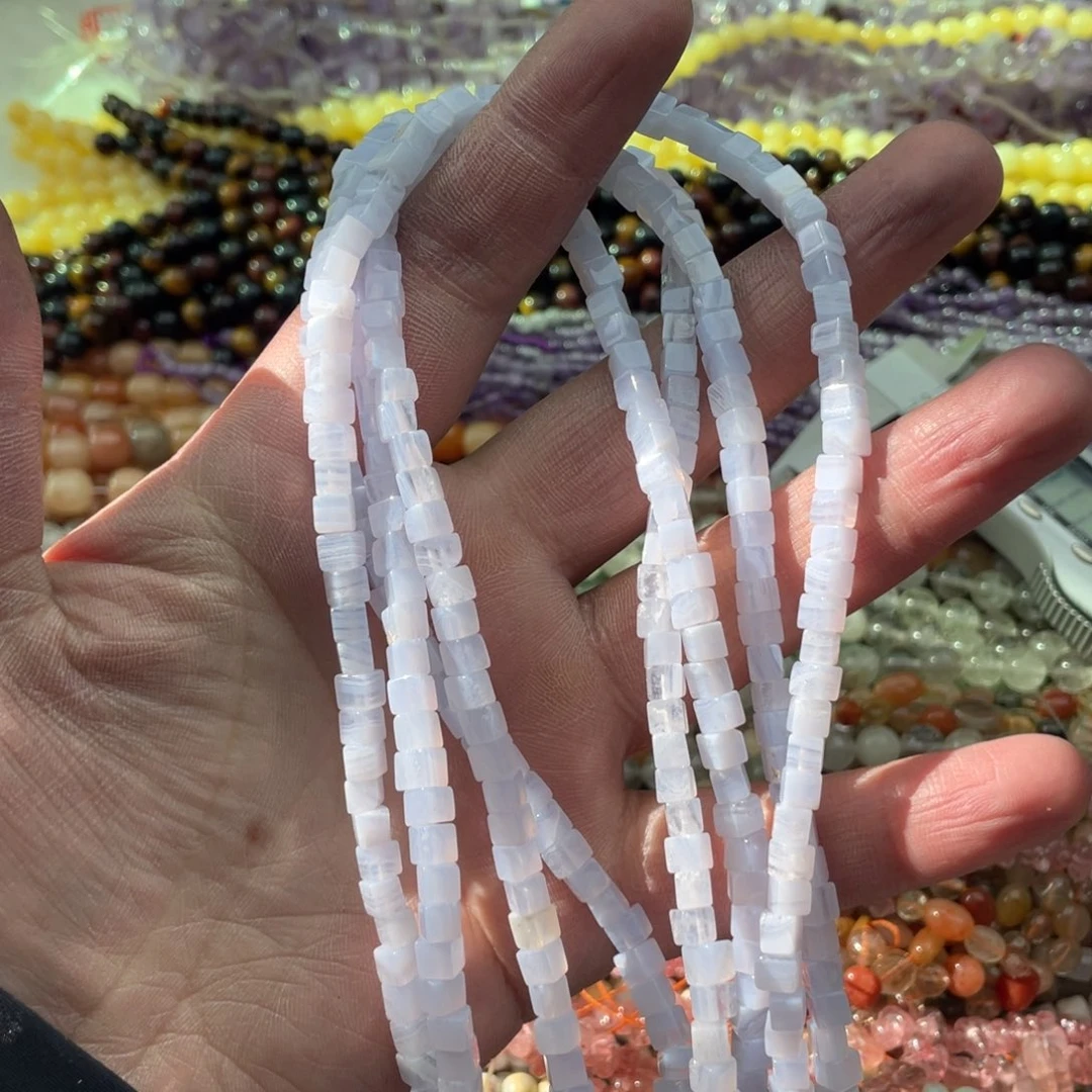 玛瑙/玉髓珠宝半成品未镶嵌一条装4mm蓝纹玛瑙方糖