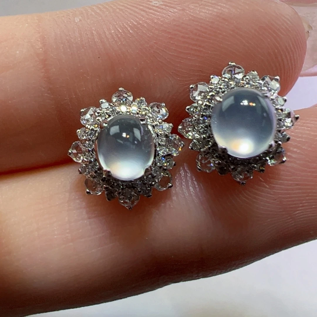 翡翠18K金镶嵌耳饰耳钉