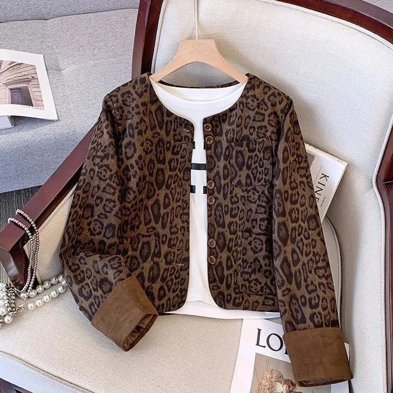 豹纹短款拼接撞色小香风外套女春秋新款美拉德感上衣夹克