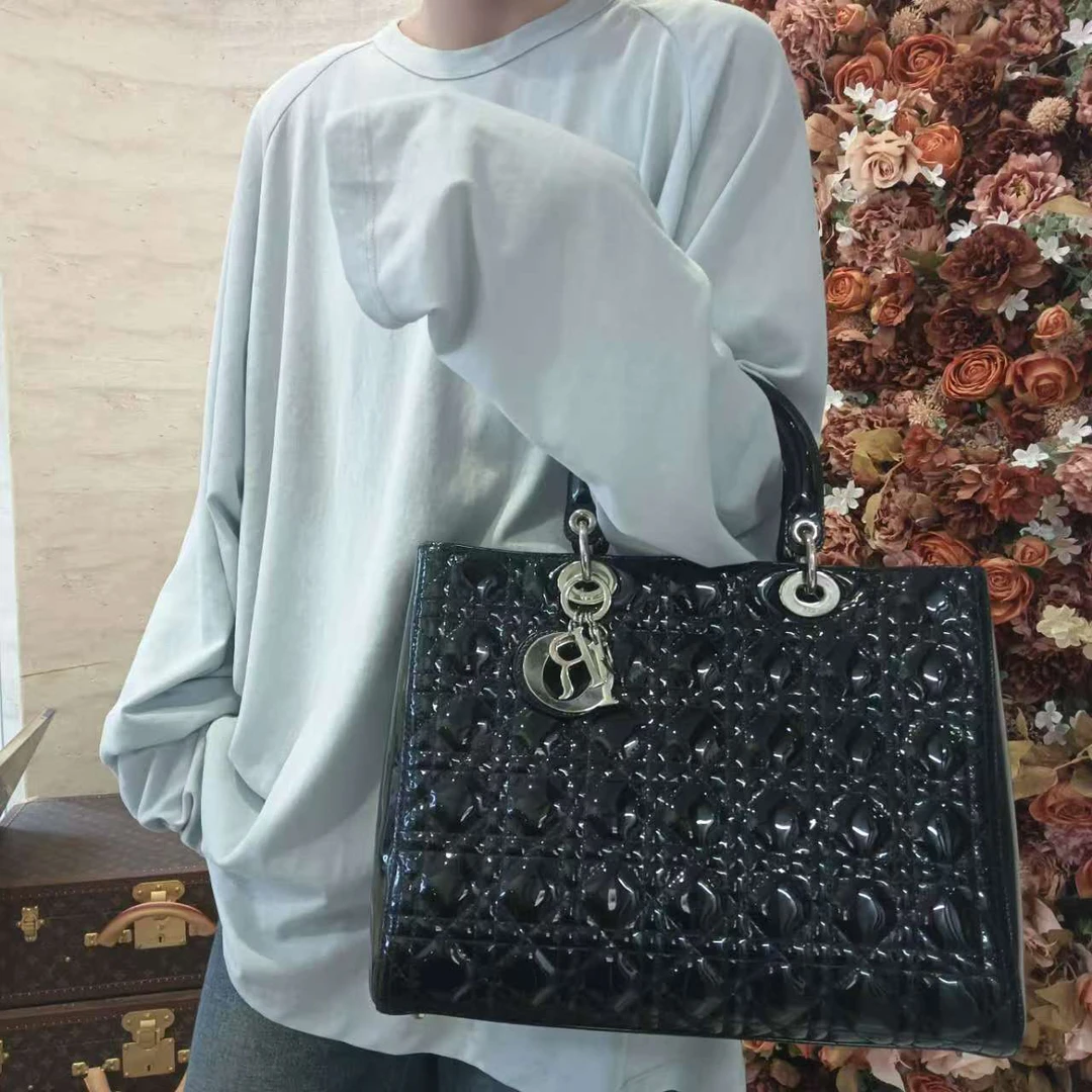 95新 DIOR/迪奥 【冰】黑色漆皮戴妃手提包
