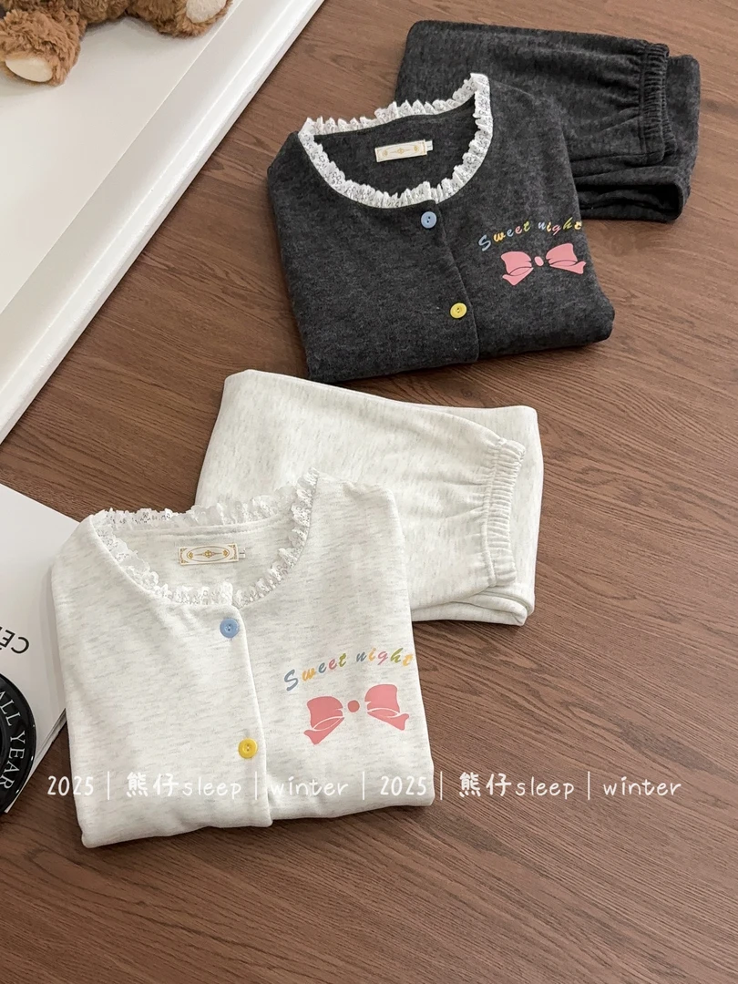 『冬日甜心』秋冬睡衣女亲肤双面磨毛绒保暖简约花边长袖家居服套装