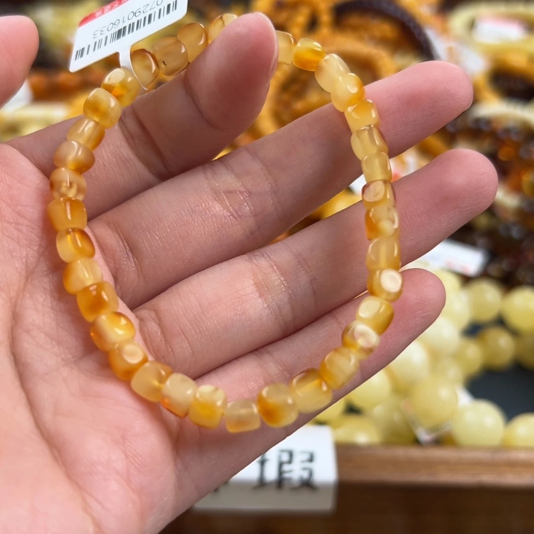 未镶嵌琥珀珠宝奇石