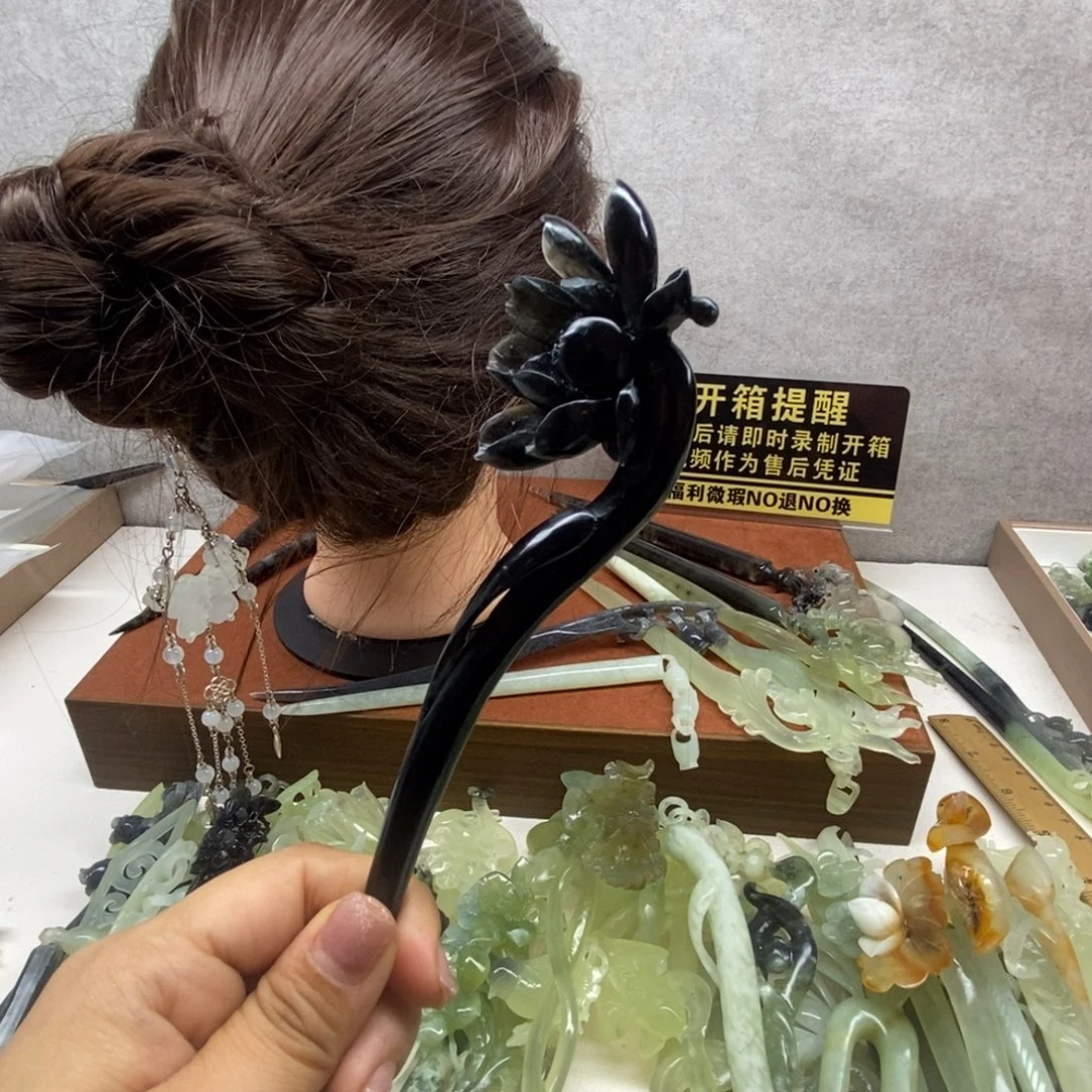 蛇纹石玉未镶嵌发饰