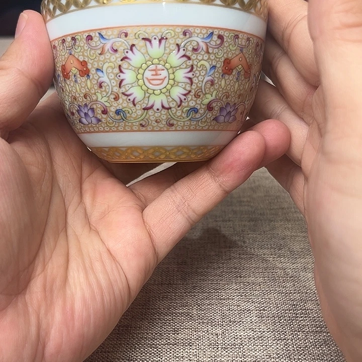杯子珐琅彩堆金吉字纹缸杯